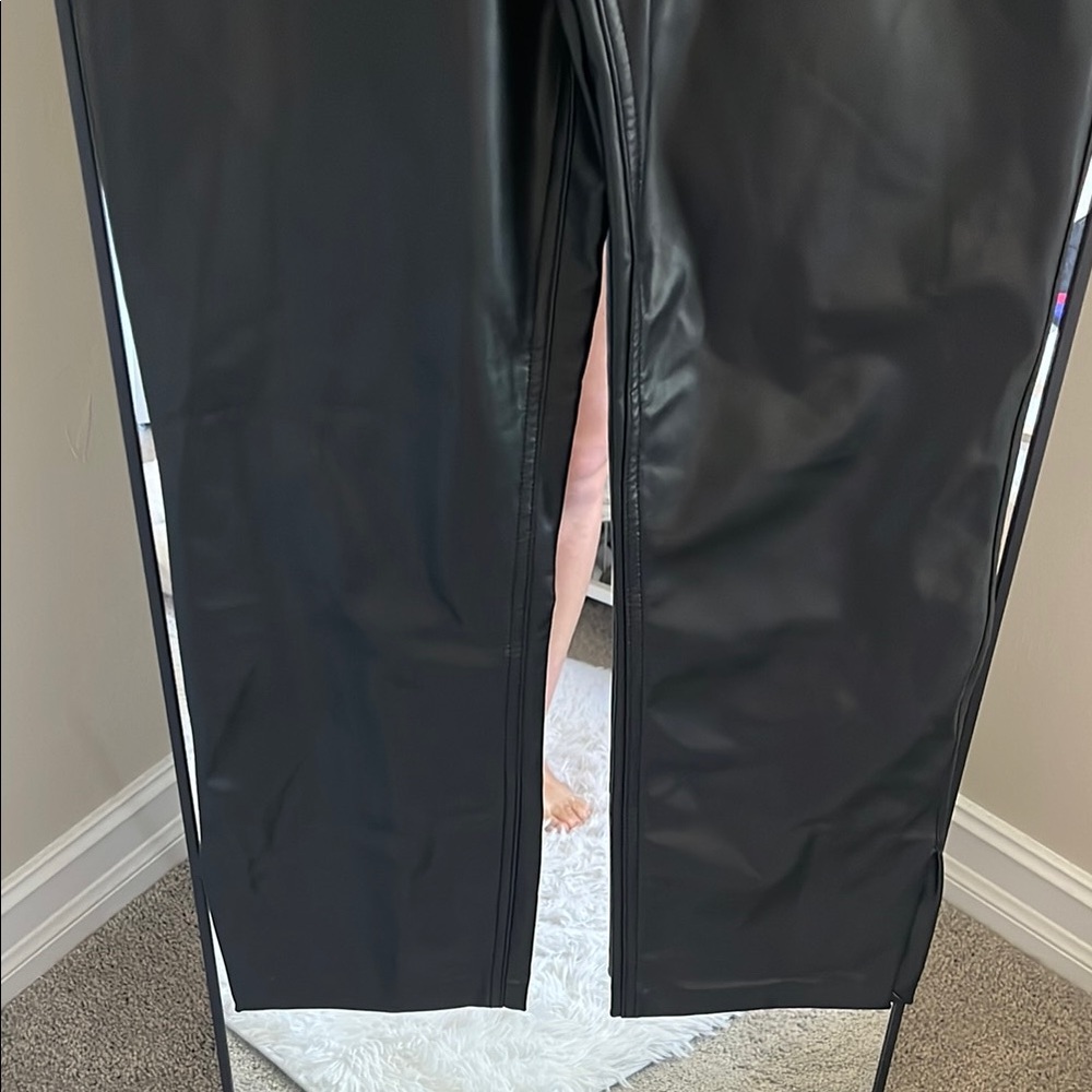 Abercrombie & Fitch Black Leather Pants - Picture 5 of 10